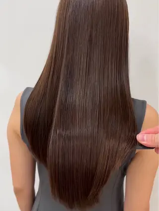 ロング ダイキ/ 艶感カラー✨️のヘアスタイル