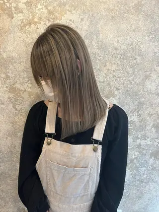 セミロング マテリアル 中央駅店のヘアスタイル