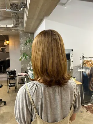 ミディアム サワムラ ソナタのヘアスタイル