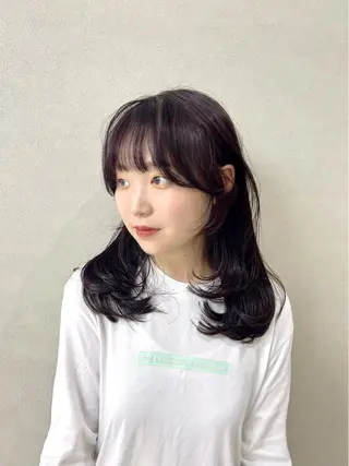 セミロング カラー Una並木坂  透明感カラー＆髪質改善＆韓国ヘア所属・松本 凜那のヘアスタイル