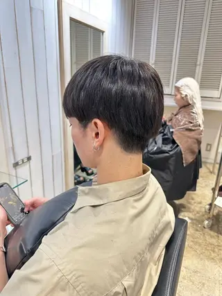 ショート HUMANあすか /レディースカットのヘアスタイル