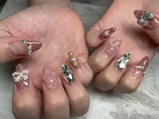 ネイル Roi〈ロワ〉 Minakoのネイルデザイン