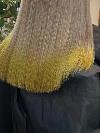 ミディアム maruquee de mashu所属・モモコ/ブリーチ/ ミルクティカラーのヘアスタイル