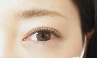 マツエク・マツパ 💜bora .のネイルデザイン