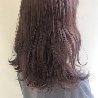 ミディアム カラー 齋藤 咲のヘアスタイル