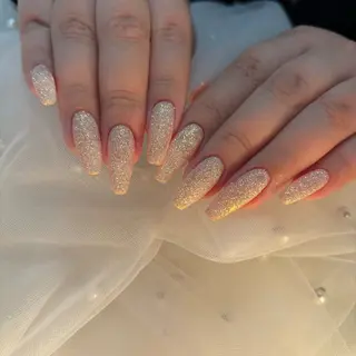 ネイル b'6 by Stir所属・b'6 SAKINAのネイルデザイン