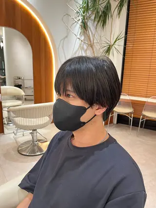 ショート 顔周りカット/ 透明感カラー/ユナのヘアスタイル