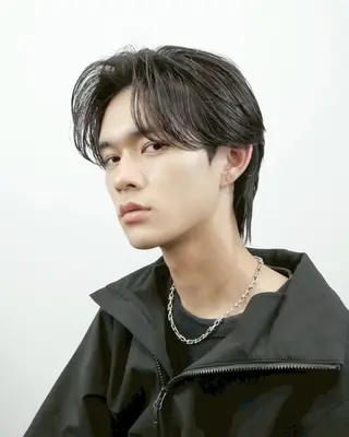 メンズ 🔥パーマで大人な色 気🔥BLUCK札幌のヘアスタイル