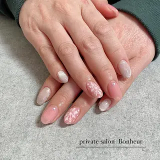 ネイル BONHEUR Annaのネイルデザイン