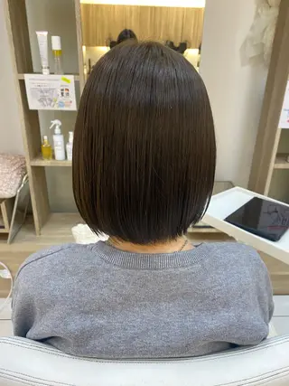 カラー 内山 歩美のヘアスタイル