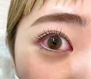 マツエク・マツパ sara lazo 県病院前のマツエク・マツパデザイン