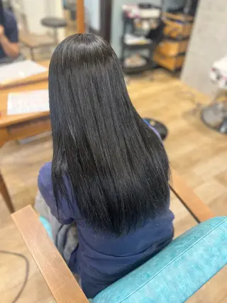 ロング カラー Liere Muuのヘアスタイル