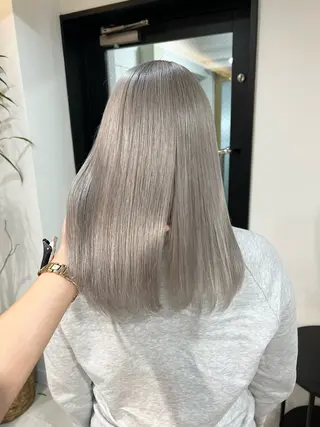 セミロング ✨ハイトーン/シール エクステ✨♠優羽のヘアスタイル