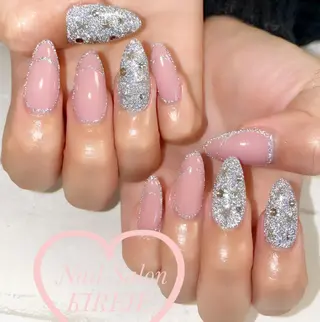 カラー ネイル KIREIE NAILSのネイルデザイン
