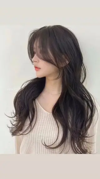 ロング EMIX所属・名古屋 EMIXのヘアスタイル