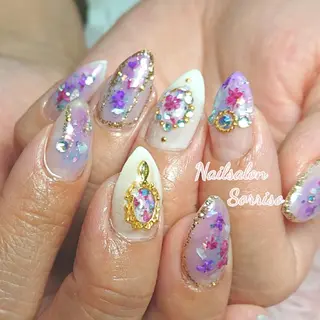 ネイル KOYAMA KIMIEのネイルデザイン