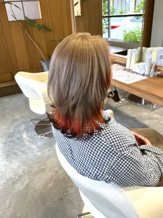 ミディアム カラー フラム所属・WATANABE MISAKIのヘアスタイル