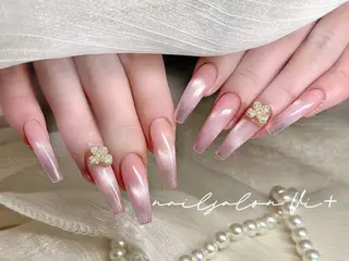 ネイル ✨Nailsalon Vi+✨のネイルデザイン