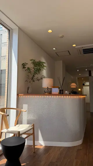 アイブロウ i plus所属・i plus mahoのマツエク・マツパデザイン