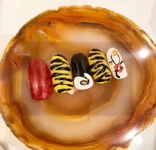 ネイル 駒月 明日香の眉毛・アイブロウイメージ