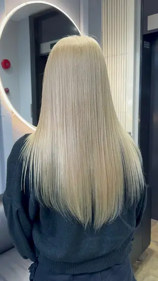 セミロング カラー dao/ミルクティー /ブラウン/ブロンドのヘアスタイル