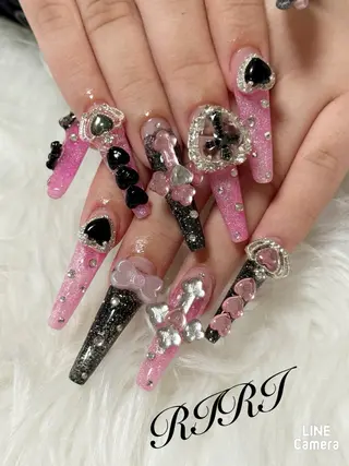 ネイル riri オーナーのネイルデザイン