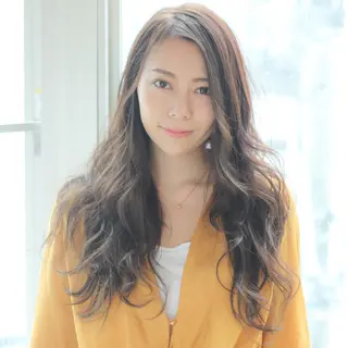 ロング カラー Crystal 船橋のヘアスタイル