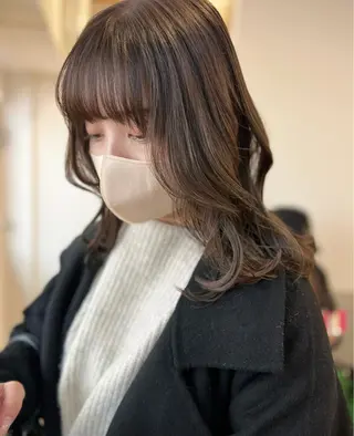 ミディアム カラー トレンドと似合わせ/ マンツーマン/西上楓のヘアスタイル