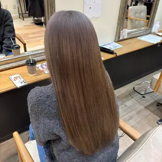 カラー しおり🍬 KOKORO🤍のヘアスタイル