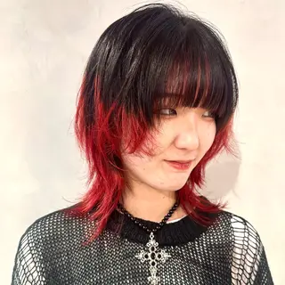 セミロング カラー デザインカラー/パー マ🦖外岡咲希🦖のヘアスタイル