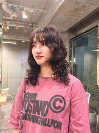 ロング パーマ shiho︎🌟/ 髪質改善カラーのヘアスタイル