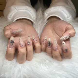 ネイル HANA 中初美のネイルデザイン