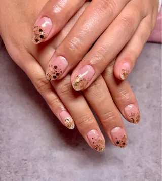 ネイル beauty salon ma'am所属・chihiro 小路ネイルのネイルデザイン