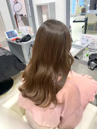 セミロング カラー mako︴ Euphoriaのヘアスタイル