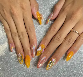 ネイル VIERU 🌈🎀💖のネイルデザイン