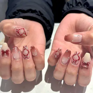 ネイル 石川 萌香のネイルデザイン