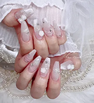 ネイル She   Nail所属・ISA_ BELLAのネイルデザイン