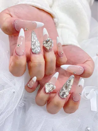 ネイル 五十嵐 美智のネイルデザイン