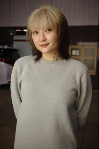 ミディアム カラー Hair & make Lamp所属・梅田のブリーチ特化 美容師KAI🥰のヘアスタイル