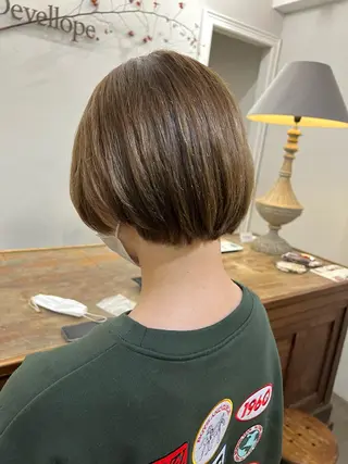 ショート カラー 千葉 郁也のヘアスタイル