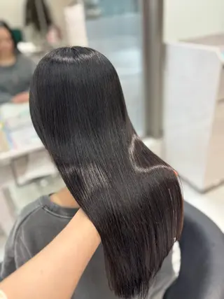 Sakuraෆ˚* 巻ける縮毛矯正🫧のマツエク・マツパデザイン