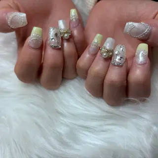 ネイル UnFLAIR KASUMIのネイルデザイン