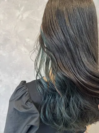 ロング カラー ヒヨシ ルナのヘアスタイル