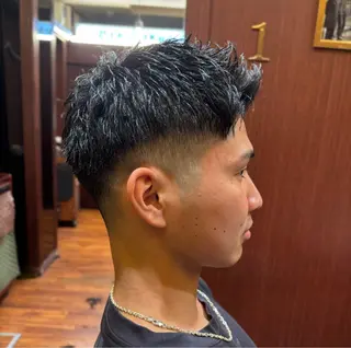 ショート BroTokyo Barbershop 銀座店所属・大河 たいがのヘアスタイル
