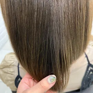 ショート カラー 【センターパート/ マッシュ】ryokaのヘアスタイル