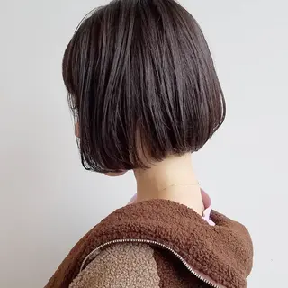 ショート カラー iplus まつげ、眉毛、耳つぼのマツエク・マツパデザイン