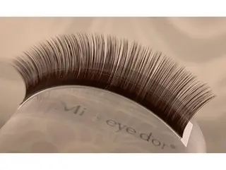 マツエク・マツパ 💕丸島 夏名🐰🍀のマツエク・マツパデザイン