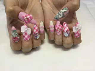 ネイル 💎🐰 saki. m 🐰💎のネイルデザイン