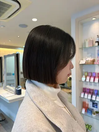 ショート パーマ rio/ボブ /ブリーチカラー🫧のヘアスタイル