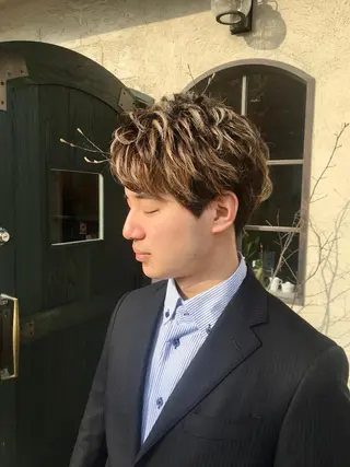 カラー メンズ rocca所属・鮫島 連のヘアスタイル